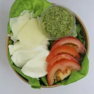 Pesto & Mozzarella Salad (Vegetarian friendly)