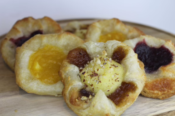 Selection of 10 mini Danish pastries (vegan)